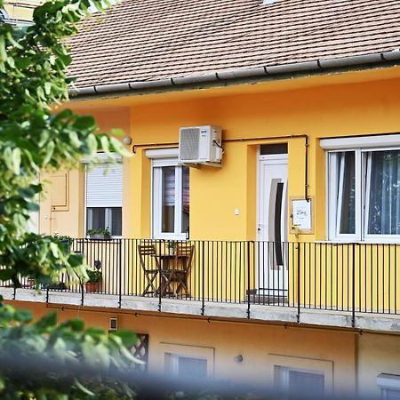 Zora Apartman Eğri Dış mekan fotoğraf