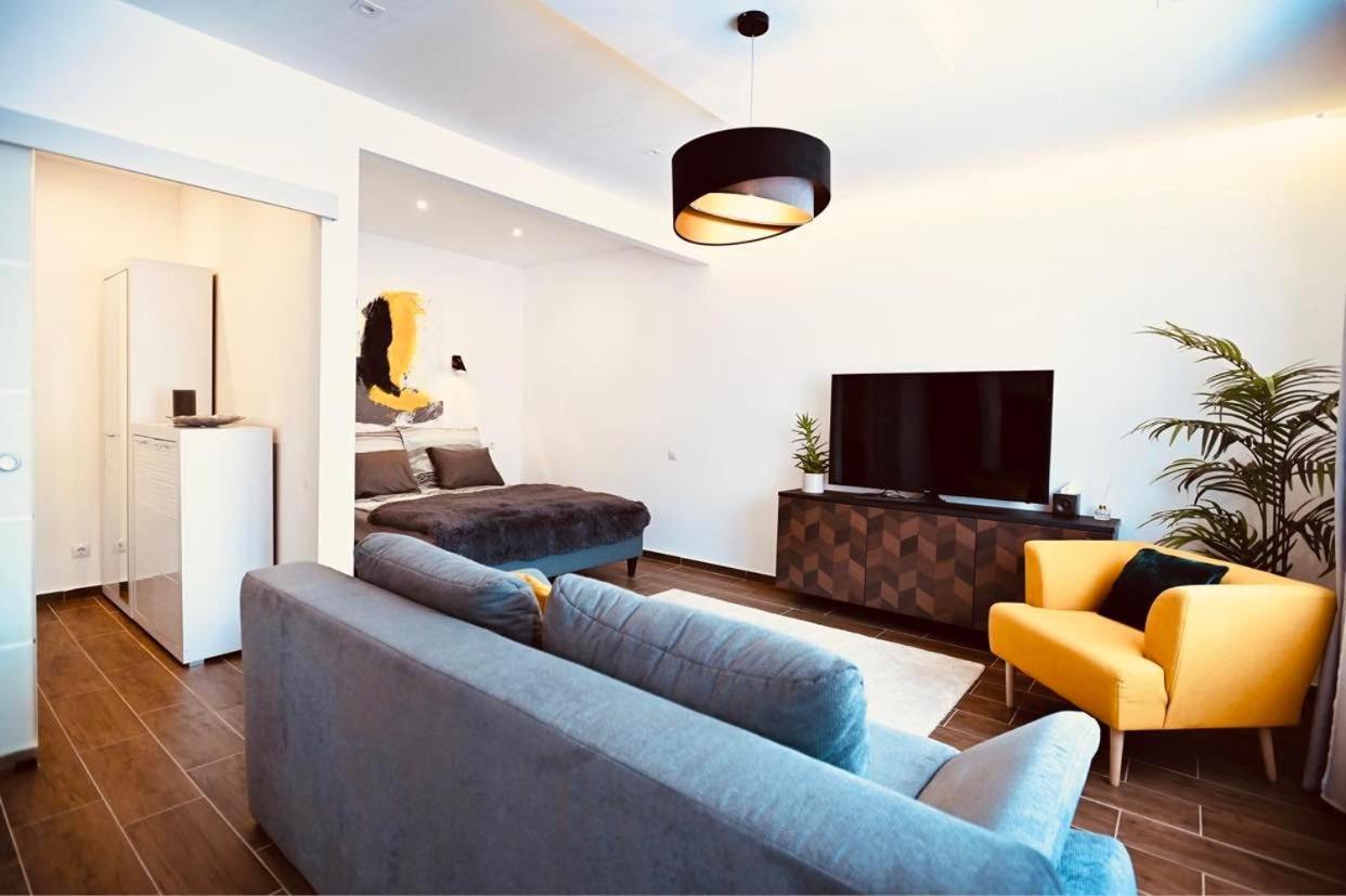 Zora Apartman Eğri Dış mekan fotoğraf