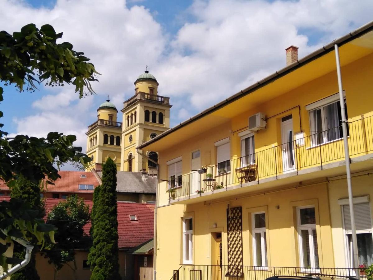 Zora Apartman Eğri Dış mekan fotoğraf
